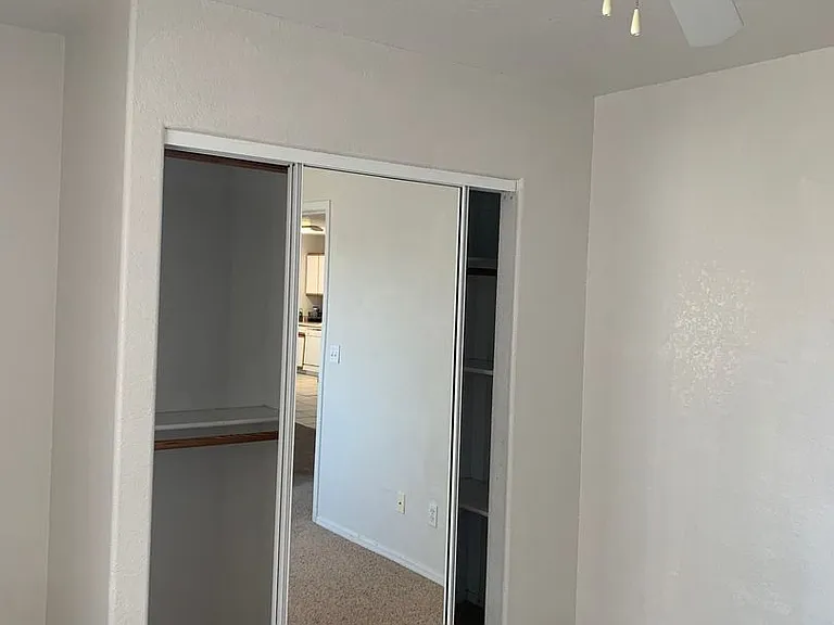 2870 Winterhaven Ct — Photo 18