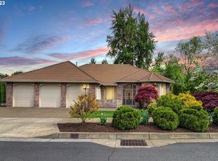 12333 SE Eagle Glen Dr, Happy Valley, OR