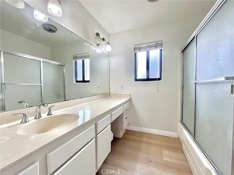 598 W Huntington Dr #C — Photo 13