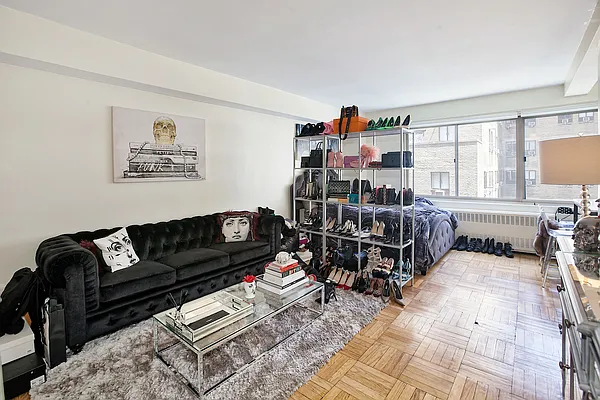 Sold by Compass | media 10