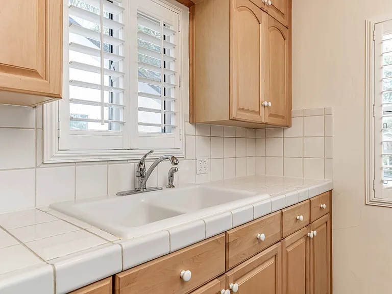 17309 Elgar Ave — Photo 7