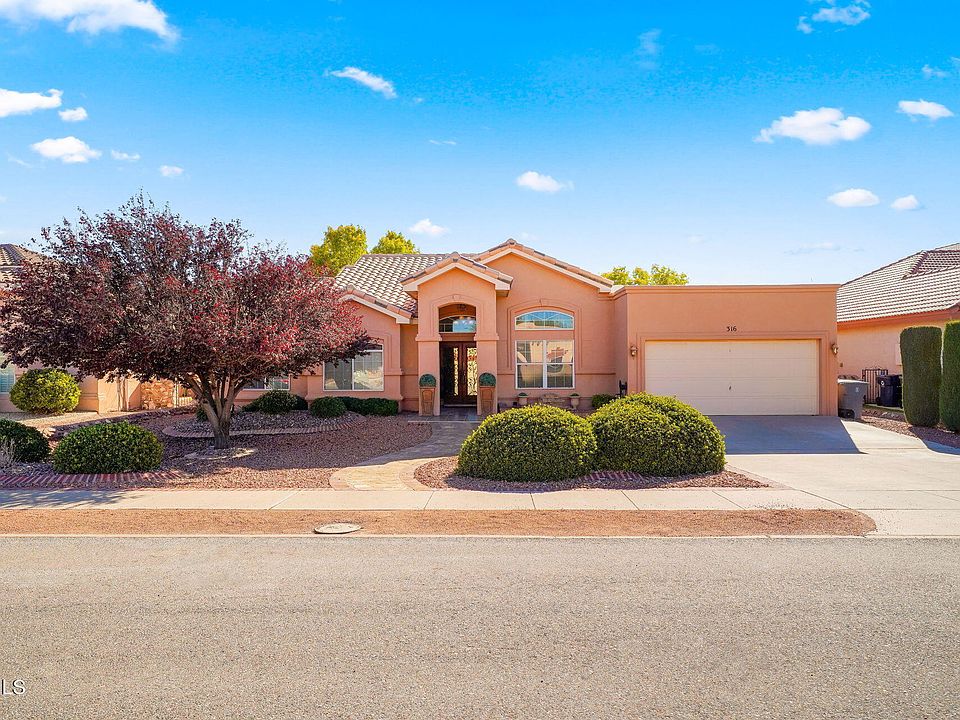 1st image of 316 Vicolo Pavia Ln