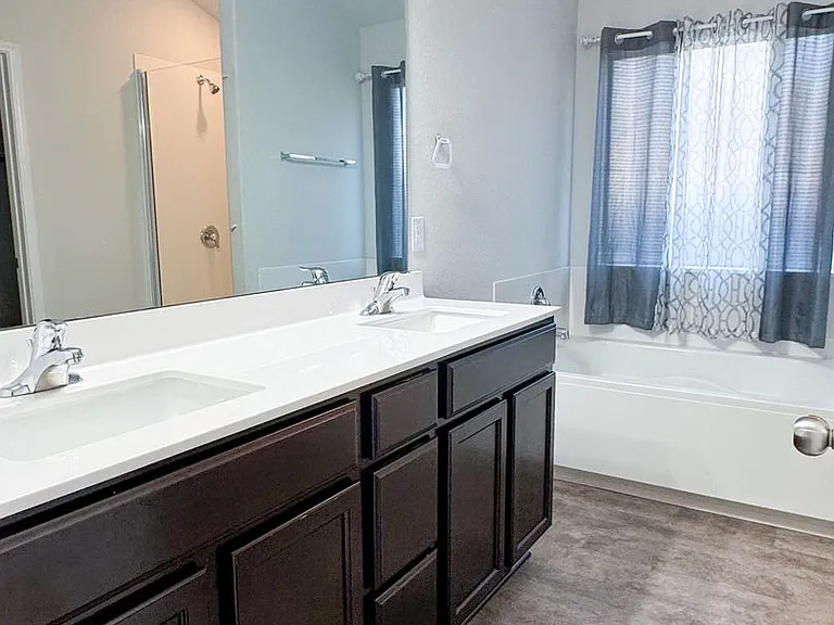 6233 Lavaca Dr — Photo 12