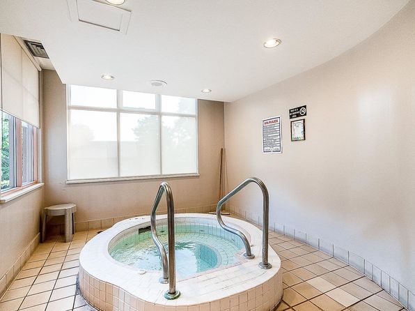 612 5th Ave #1904, New Westminster, BC V3M 1X5
