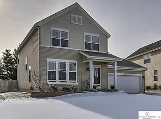 15917 Berry St, Omaha, NE 68135