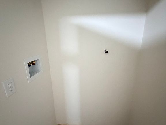 4th image of 295 Norton St APT B8
