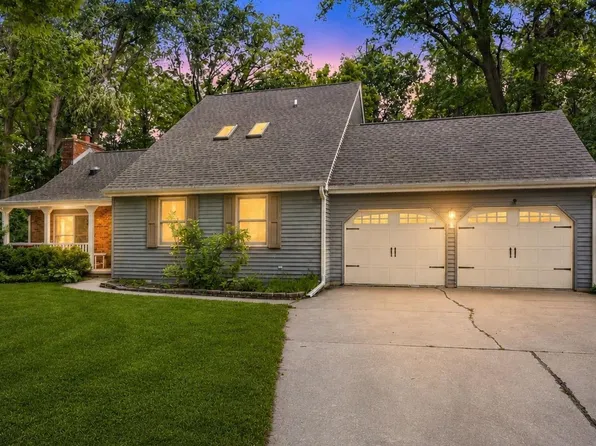 7842 Sagebrush Trl, Middleton, WI 53562