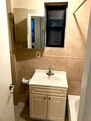 Rented by Vass Stevens Group | media 18