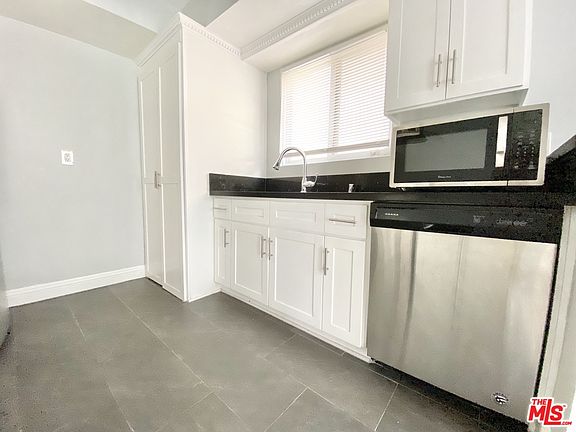 4th image of 744 S Harvard Blvd #310A