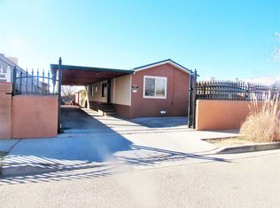 2960 Lois Ln, Santa fe, NM 87507