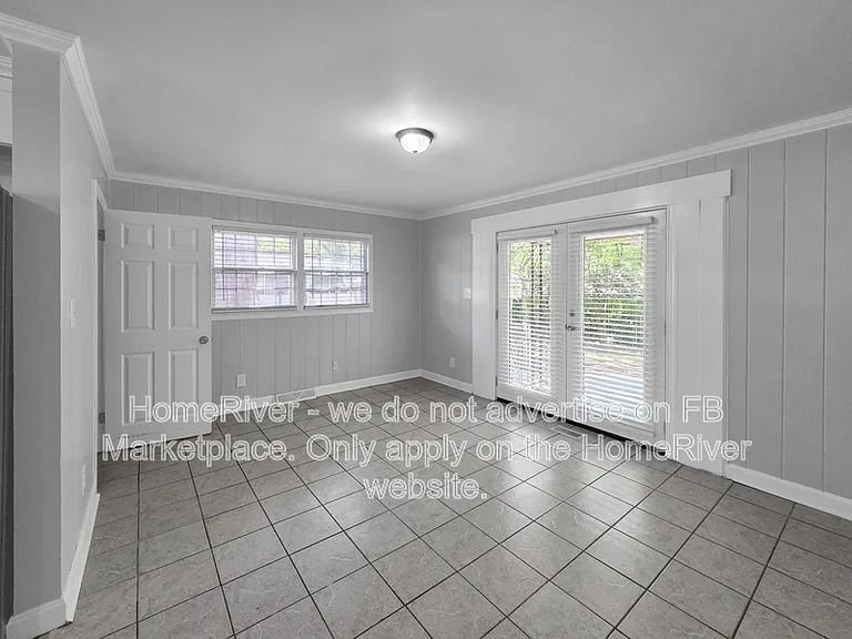 4723 Westcrest Dr — Photo 5