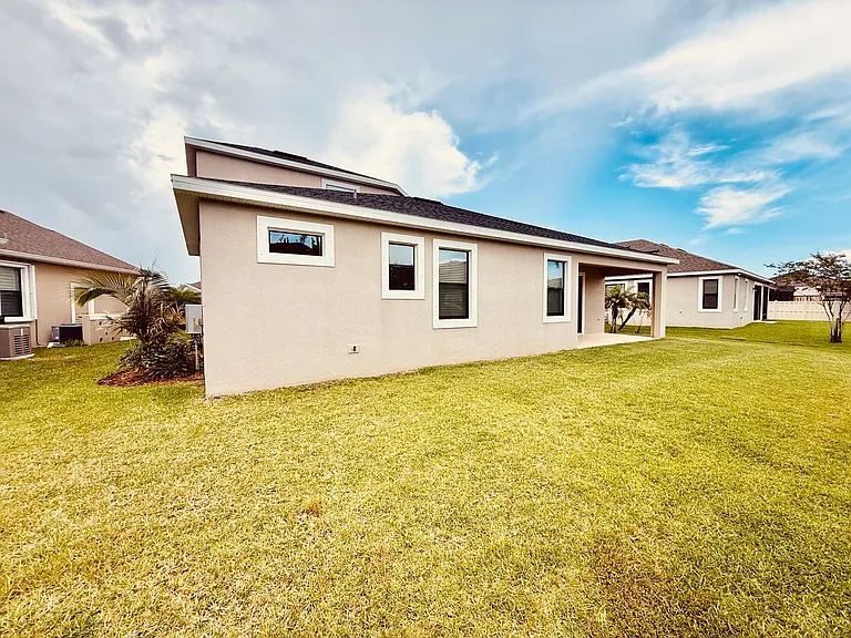 7594 Poulicny Ln — Photo 43