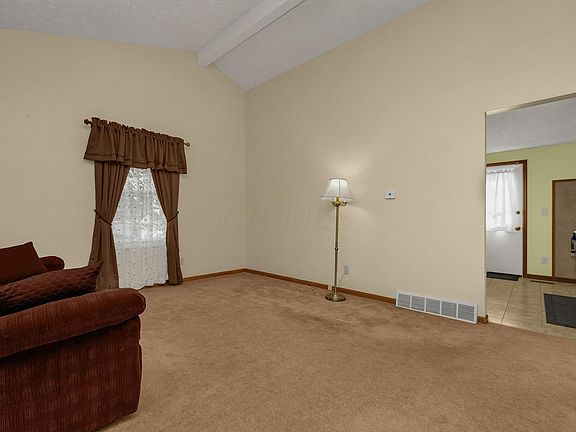 4th image of 1847 Newmarket Dr