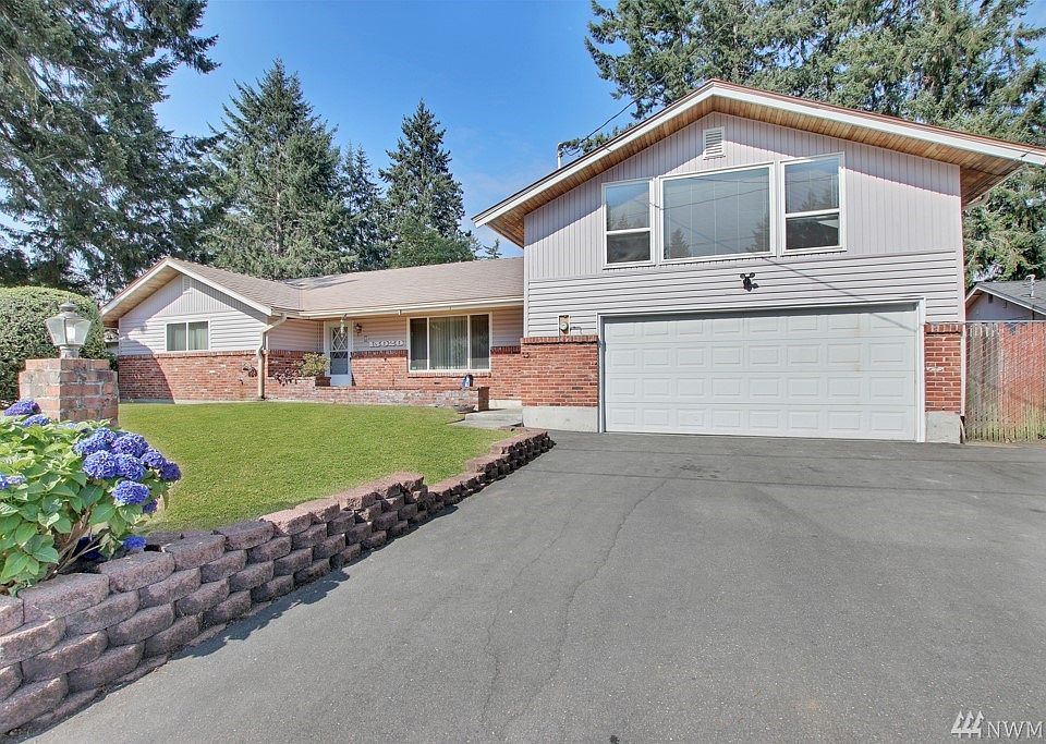 1st image of 15020 16th Ave S