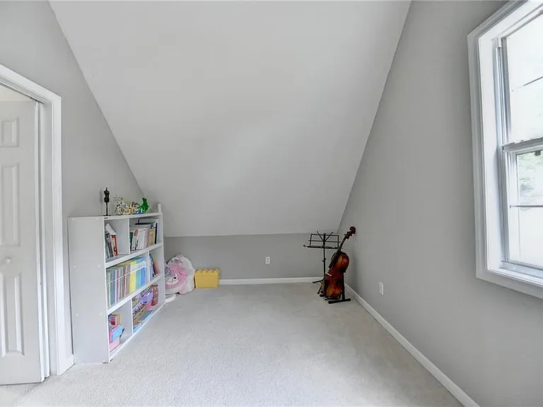 2172 Woodbriar Dr — Photo 33