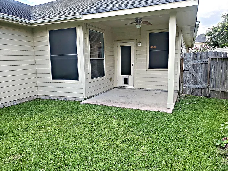15106 Petties Way — Photo 25