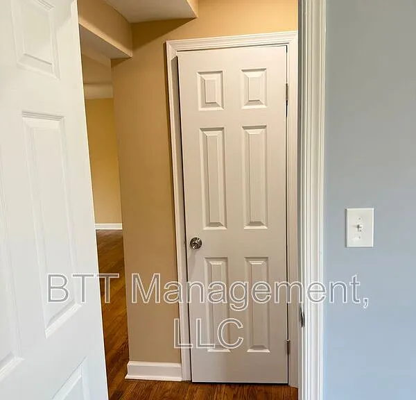 8804 Bradford Rd #1 — Photo 33