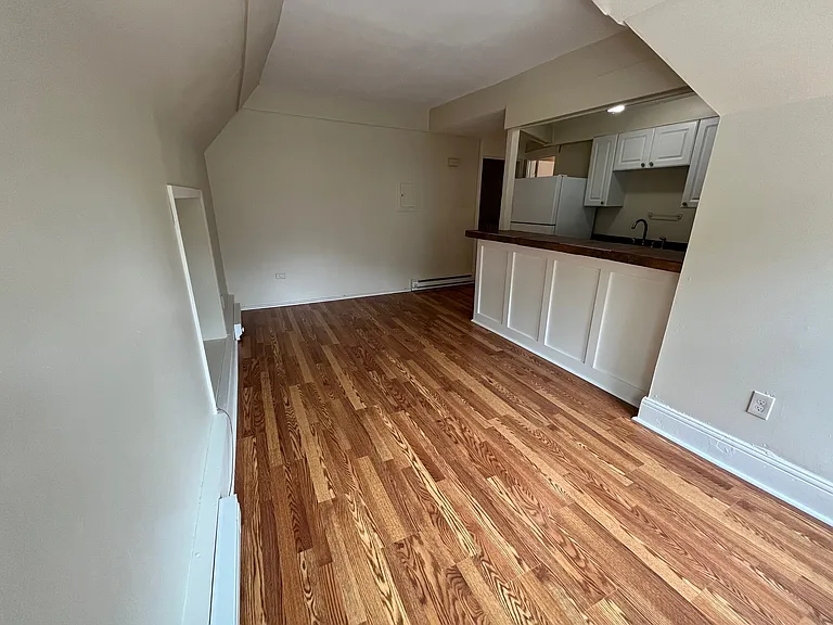5401 Stanton Ave — Photo 10