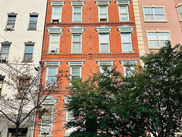 218 Jefferson St #6 — Photo 9