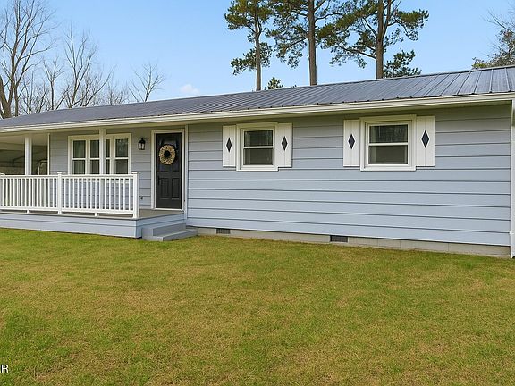 2nd image of 335 Fenway Dr