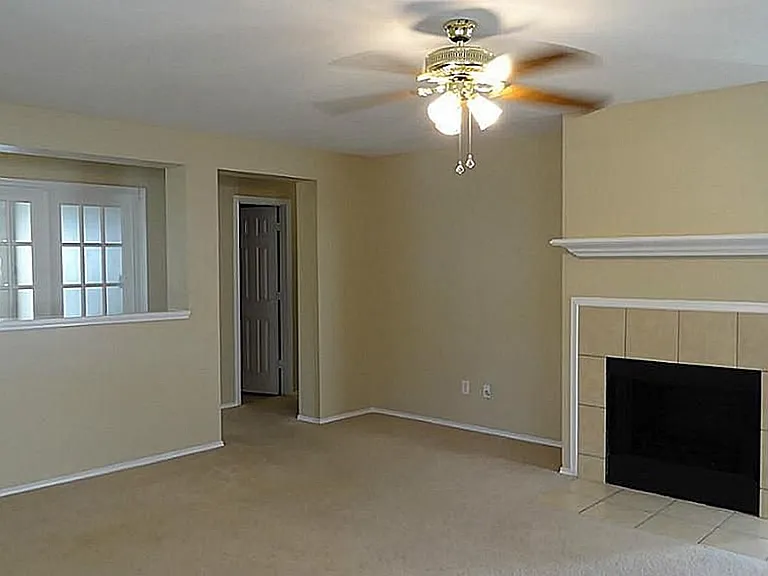 5826 Westminster Village Dr — Photo 3