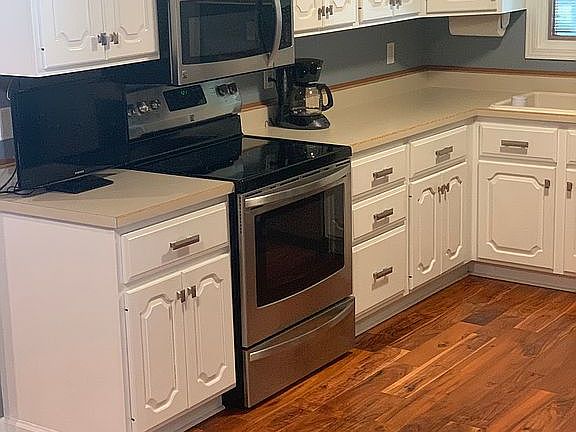 4th image of 3109 Lemon Ct