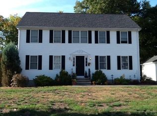 18 Eileen Ave #A, Clinton, MA 01510