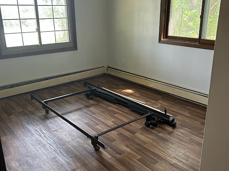 Upstairs Bedroom 2