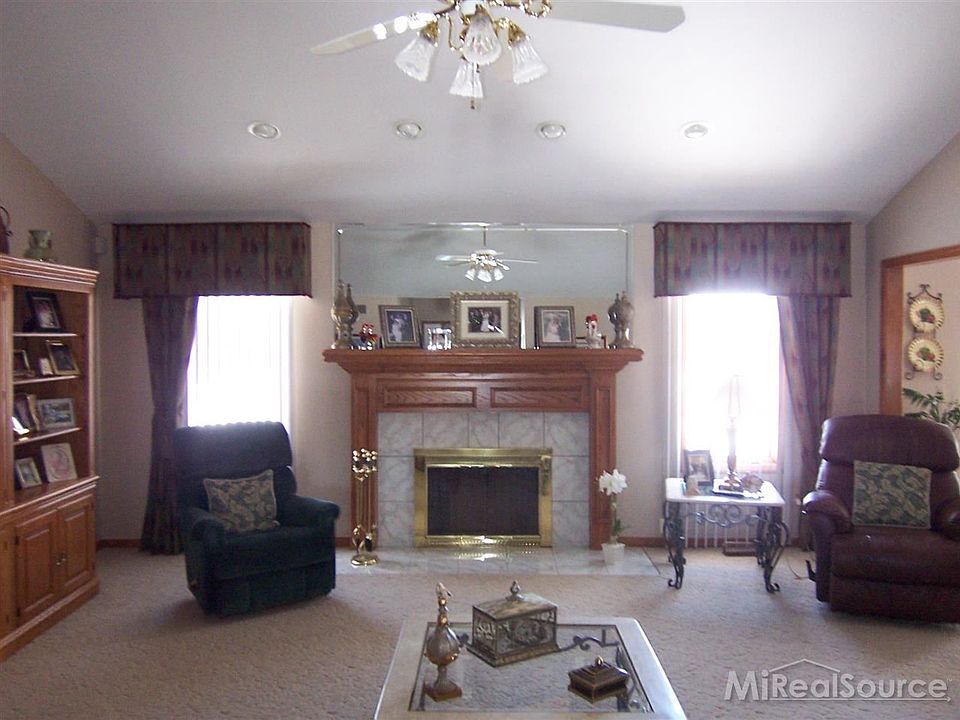 1st image of 52242 Buckskin Dr