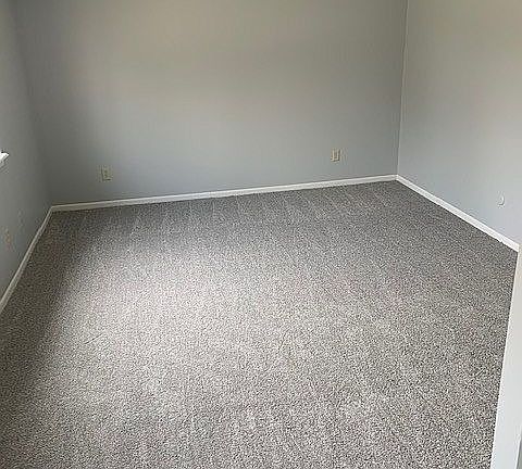 4th image of 3055 N Pawnee Dr