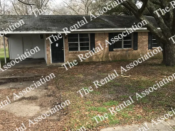 61 Charmingdale Dr N, Monroe, LA 71202