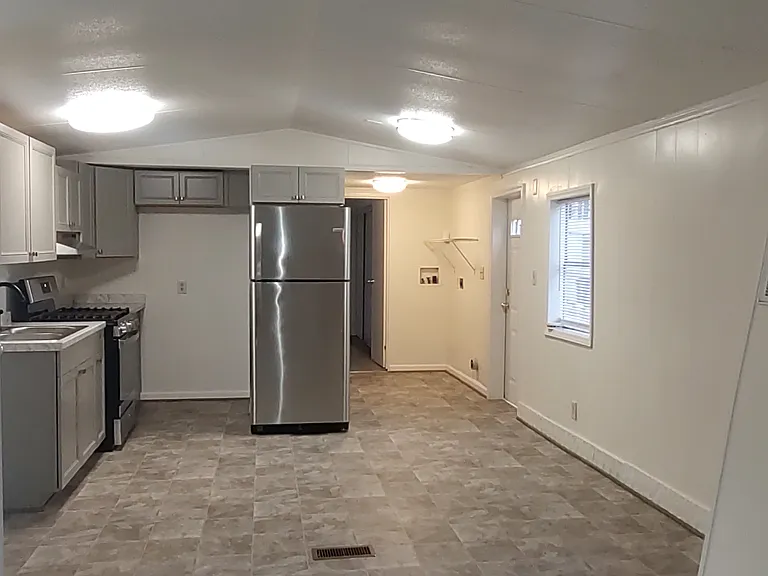 8672 Doris St — Photo 27