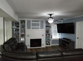 22 Fitzwatertown Rd UNIT D12, Willow Grove, PA 19090