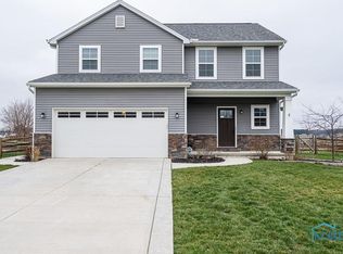 6726 Oak Crossing Ln, Whitehouse, OH 43571