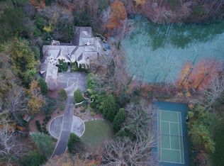 1165 W Conway Dr NW, Atlanta, GA 30327