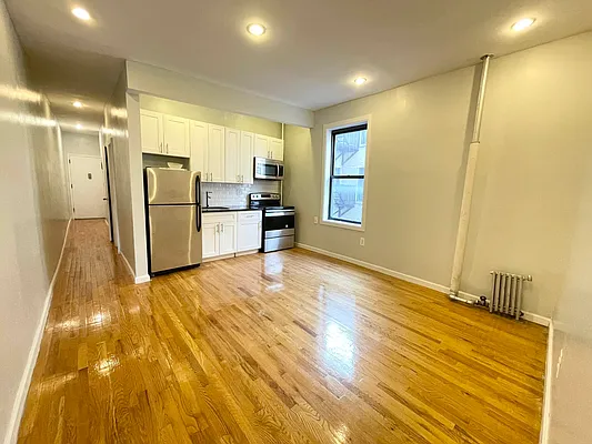 Rented by Bruma Realty LLC | media 3