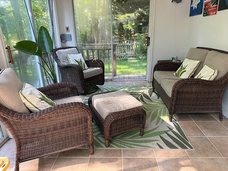 220 Revermede Ct — Photo 13