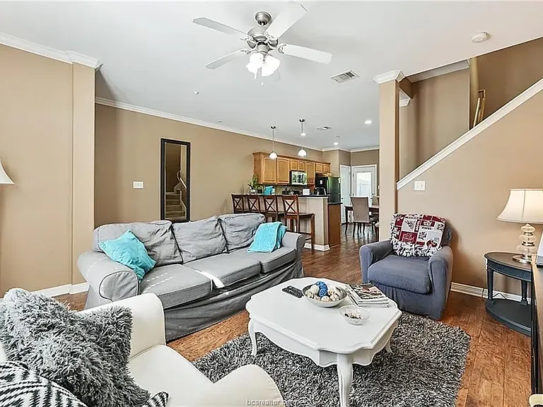 305 Holleman Dr E #1406 — Photo 10