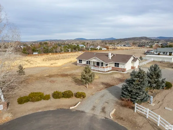 707 Carrousel Ct, Gardnerville, NV 89410