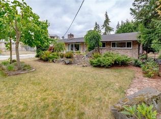 915 N 198th St, Shoreline, WA 98133