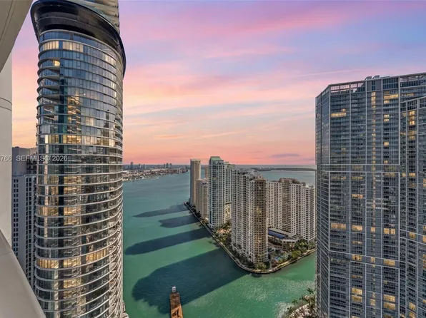 200 Biscayne Boulevard Way APT 4408, Miami, FL 33131