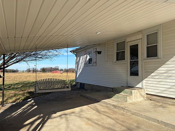 3rd image of 4805 Smiths Grove Scottsville Rd