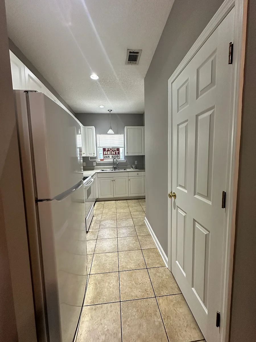 Building Photo - 459 Moss Creek Ln