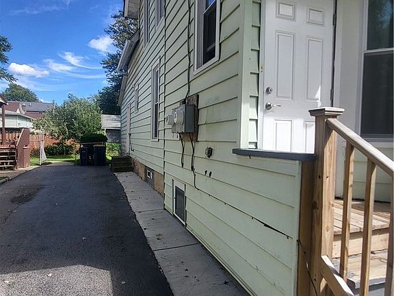 3rd image of 476 Hawley St