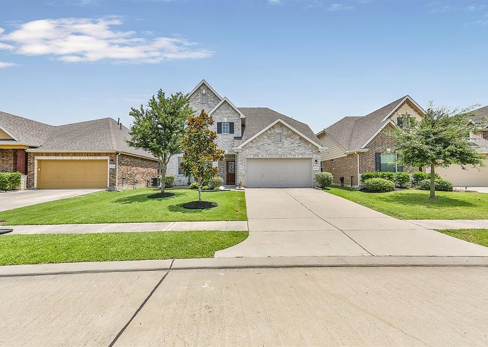 1st image of 26315 Smokey Valley Ln