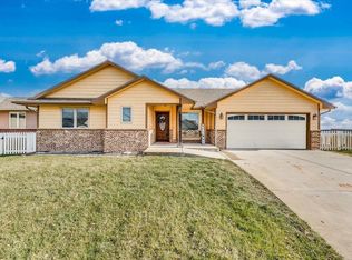 1436 Main St, Halstead, KS 67056