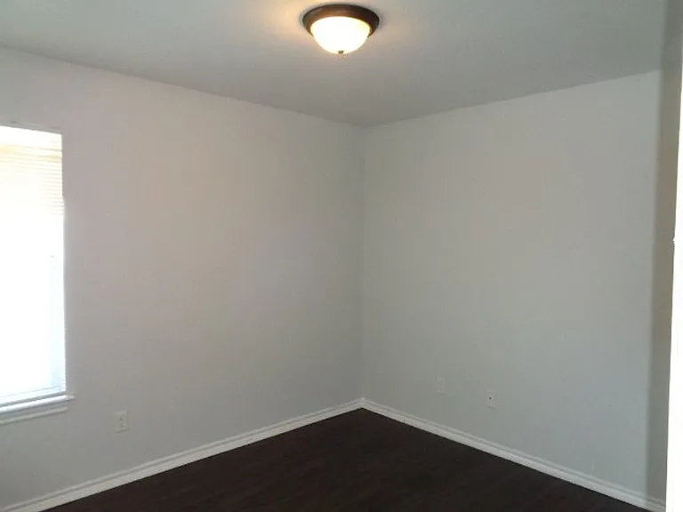 13649-13651 Biggs St — Photo 30