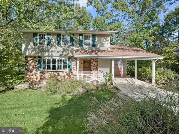 105 White Birch Ct, Greenbelt, MD 20770