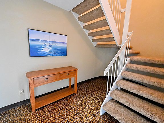 Entry way