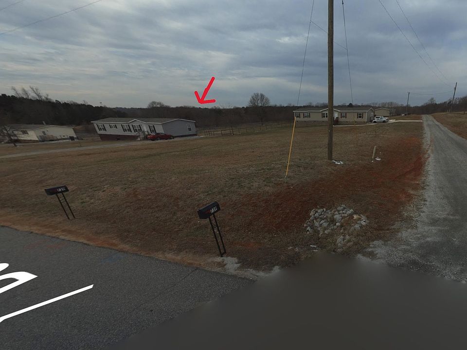 2nd image of 759 Bumblebee Ln